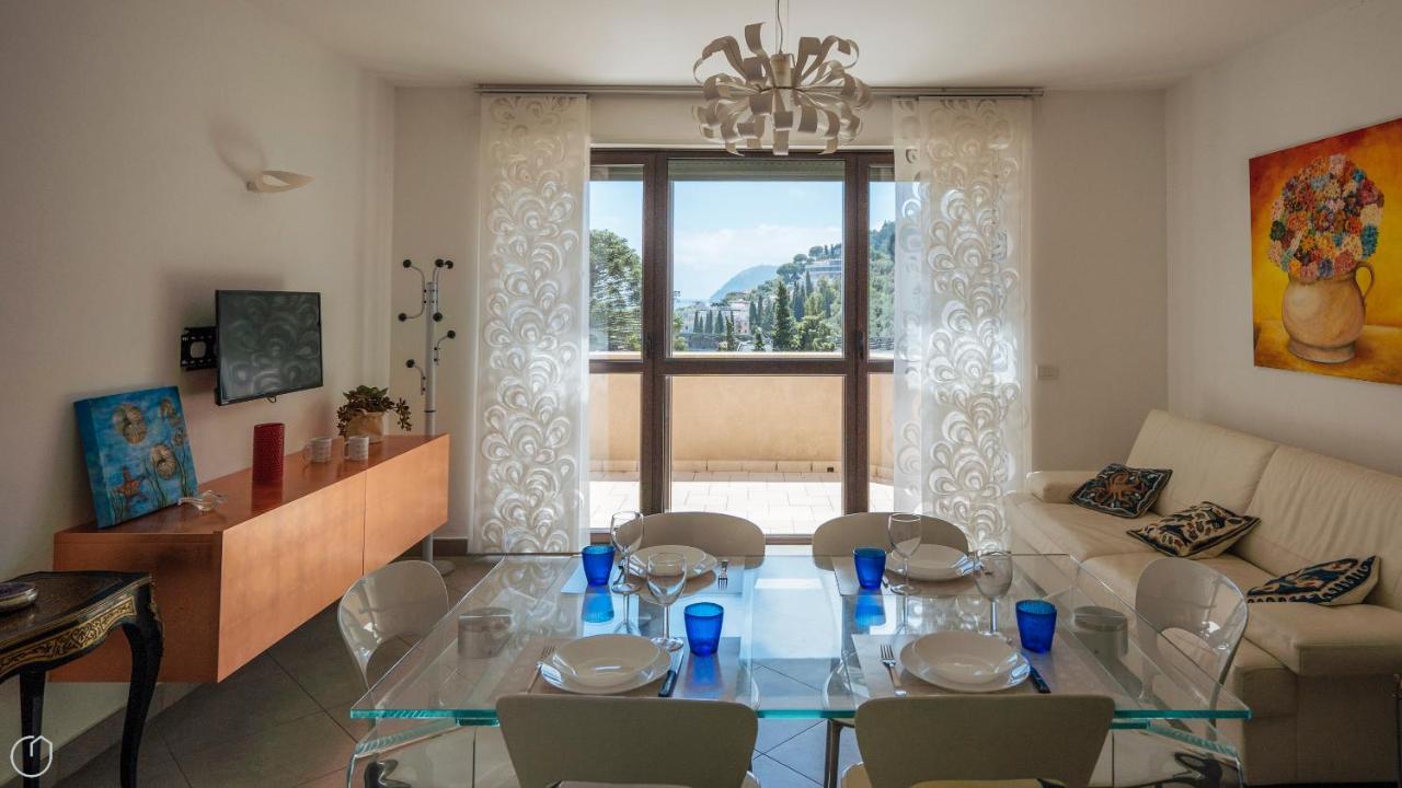 Parco Villa Fiske 2 アラッシオ エクステリア 写真