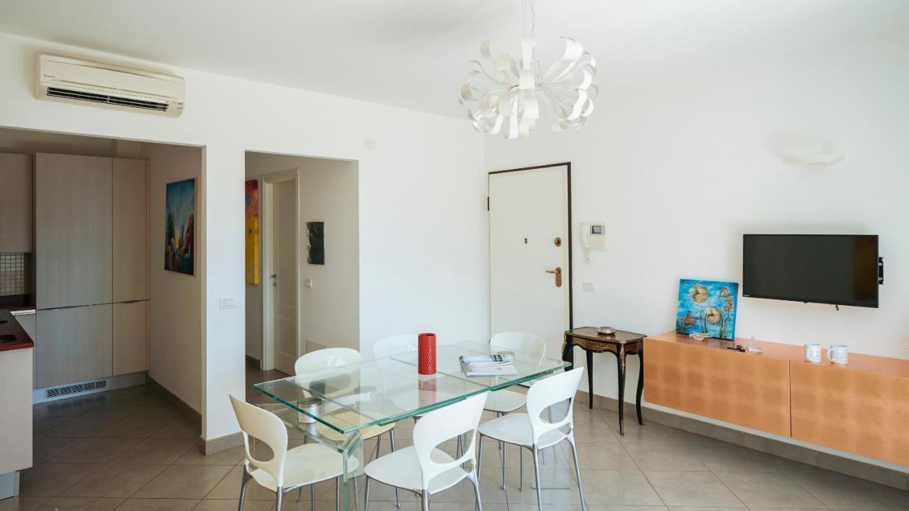 Parco Villa Fiske 2 アラッシオ エクステリア 写真